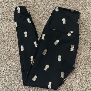 Beyond Yoga Pineapple Leggings black